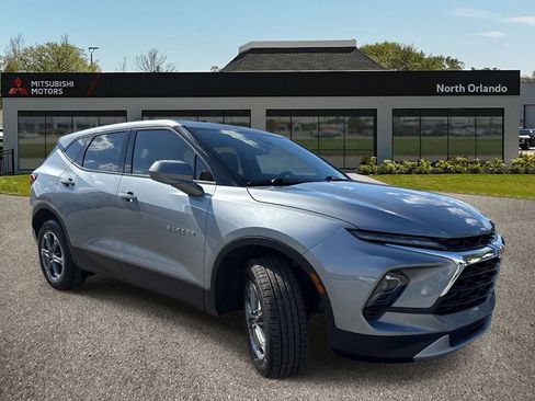 Used 2023 Chevrolet Blazer LT FWD image 7