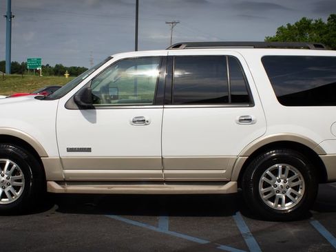 Used 2007 Ford Expedition Eddie Bauer AWD/4WD image 19