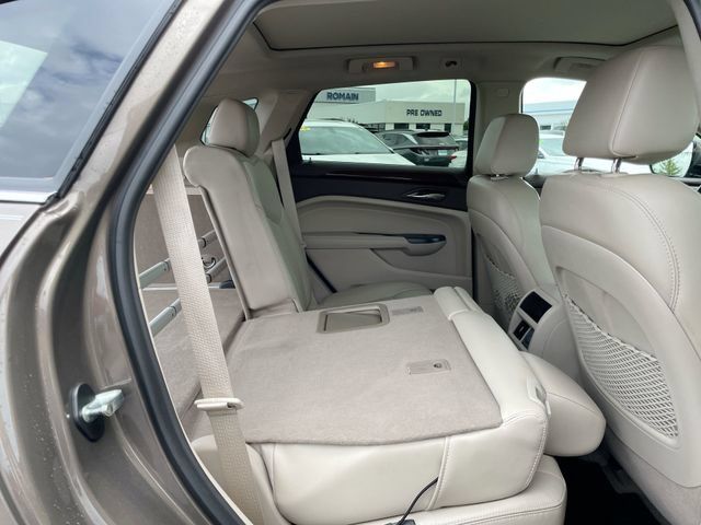 Used 2015 Cadillac SRX Luxury w/ Driver Awareness Package AWD/4WD image 17