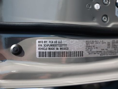 New 2026 Jeep Cherokee Laredo image 33