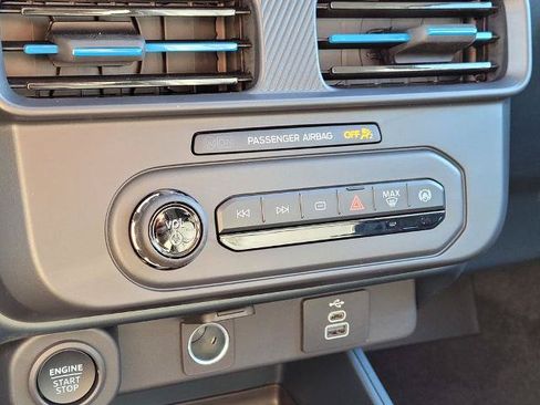 New 2026 Ford Maverick Lobo AWD/4WD image 47