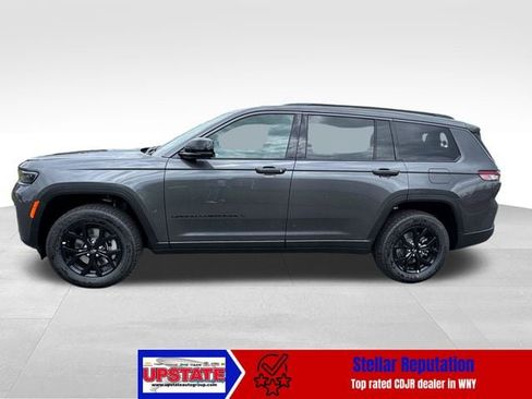 New 2026 Jeep Grand Cherokee L 4WD image 4