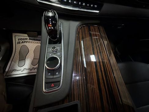 Used 2023 Cadillac Escalade ESV Premium Luxury image 21