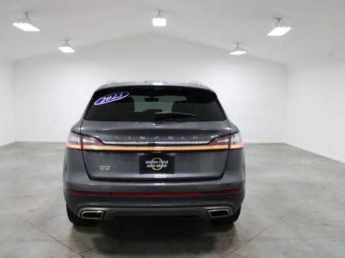 Used 2023 Lincoln Nautilus Reserve w/ Equipment Group 201A image 8