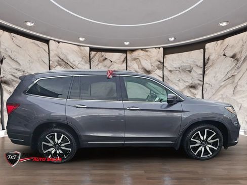 Used 2022 Honda Pilot Touring image 4