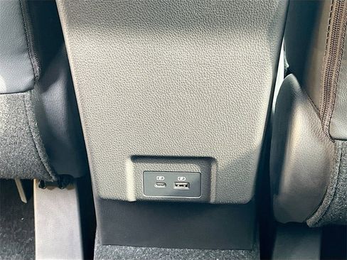 New 2025 Mitsubishi Eclipse Cross SEL image 32