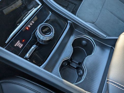 New 2026 Jeep Grand Cherokee Altitude AWD/4WD image 14