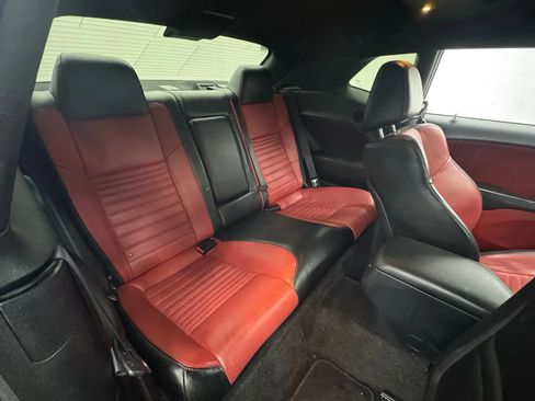 Used 2016 Dodge Challenger R/T Plus image 7