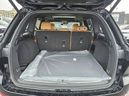 New 2025 Jeep Grand Cherokee Summit image 13