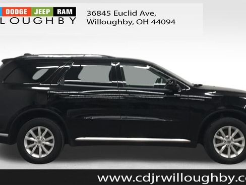 Used 2020 Dodge Durango SXT image 4