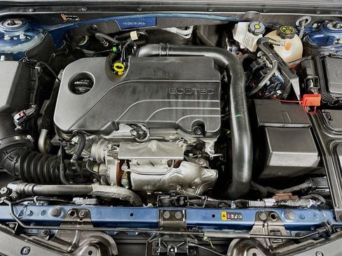 Used 2024 Chevrolet Malibu LT image 36