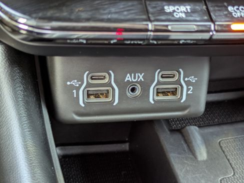 Used 2021 Dodge Durango R/T w/ Blacktop Package RWD image 26