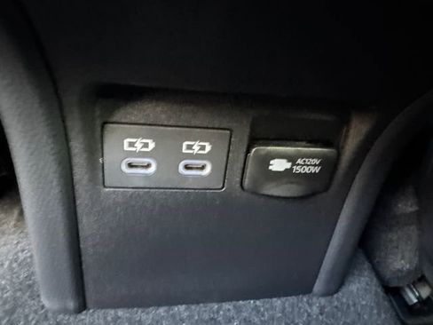 New 2026 Toyota Prius Plug-In Hybrid image 18