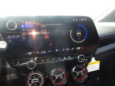 Used 2024 Chevrolet Blazer EV RS image 24