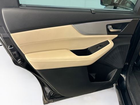 Used 2024 Acura MDX SH-AWD w/ Technology Package image 28