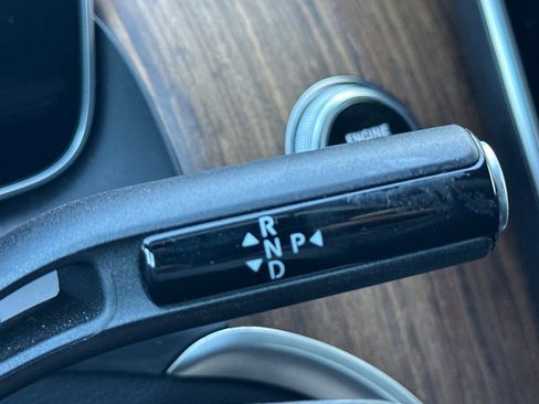 Used 2025 Mercedes-Benz GLC 300 GLC 300 image 21