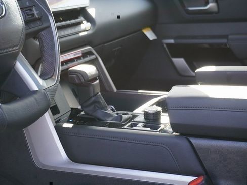 New 2025 Toyota Tundra Limited image 24