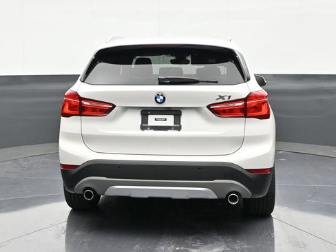 Used 2017 BMW X1 xDrive28i image 4