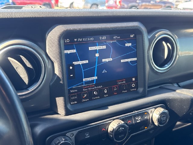 Used 2022 Jeep Gladiator Overland AWD/4WD image 23