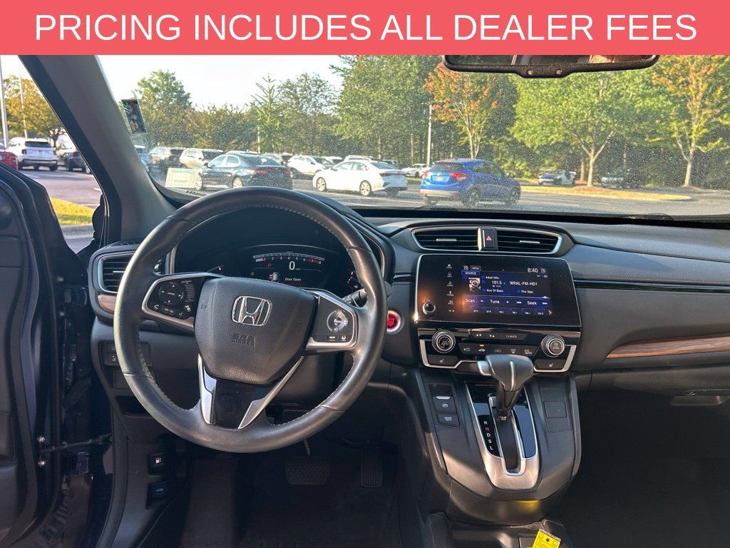 Used 2018 Honda CR-V Touring image 2