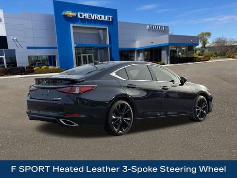 Used 2023 Lexus ES 350 F Sport image 9