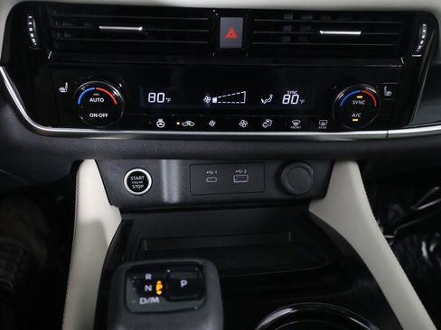 Used 2023 Nissan Rogue SL AWD/4WD image 47