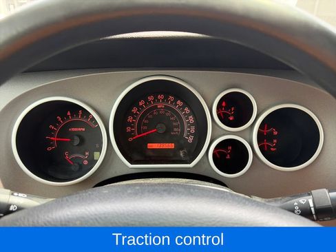 Used 2012 Toyota Tundra 4x4 CrewMax w/ SR5 Pkg image 18