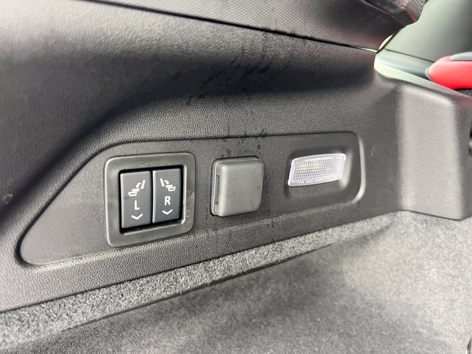 Used 2024 Acura ZDX Type S AWD/4WD image 21