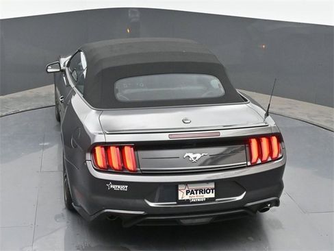 Used 2020 Ford Mustang Premium image 30