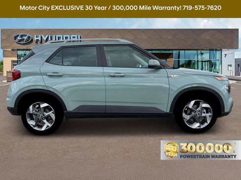 New 2025 Hyundai Venue SEL image 10