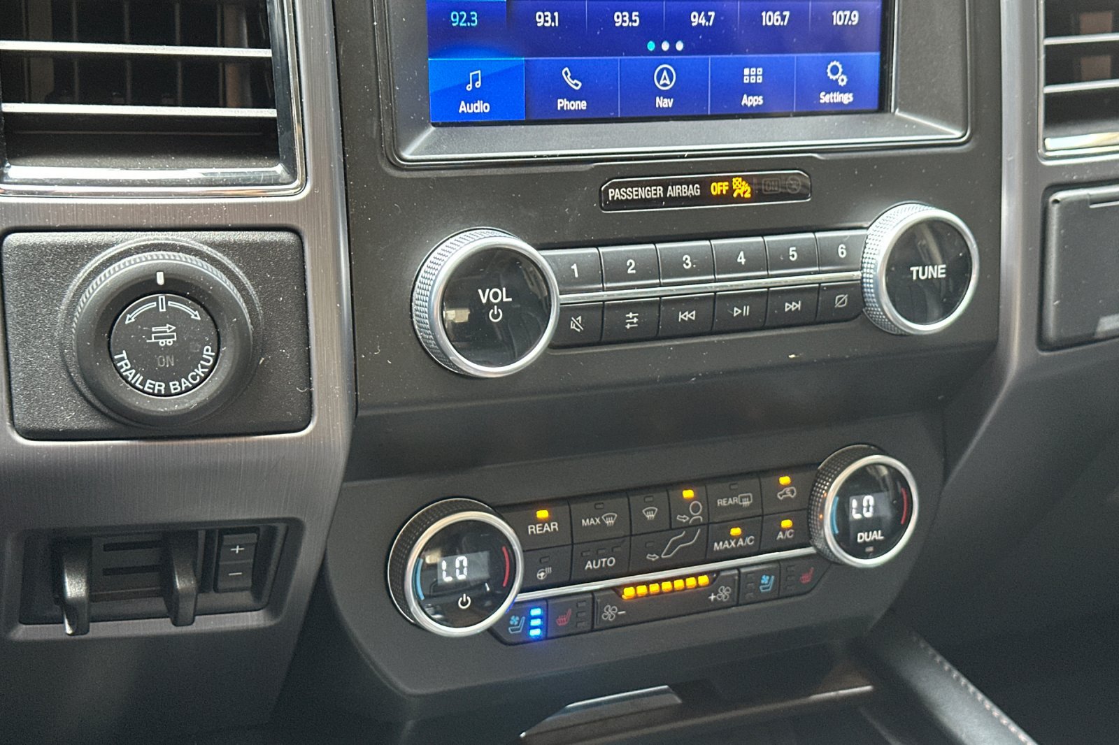 Used 2021 Ford Expedition Max Platinum AWD/4WD image 22