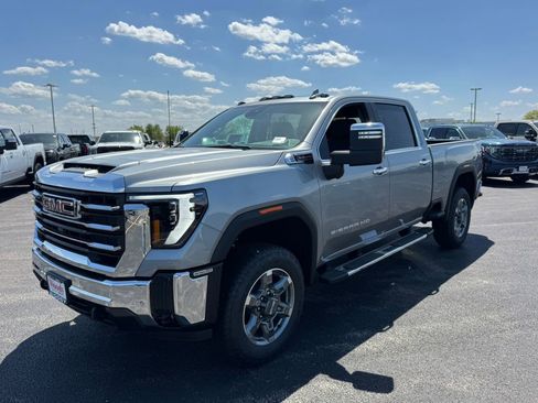 New 2026 GMC Sierra 2500 SLT w/ SLT Premium Package AWD/4WD image 13