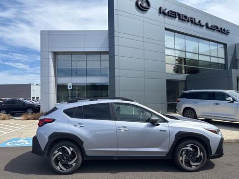 Used 2026 Subaru Crosstrek 2.5i Limited AWD/4WD image 5