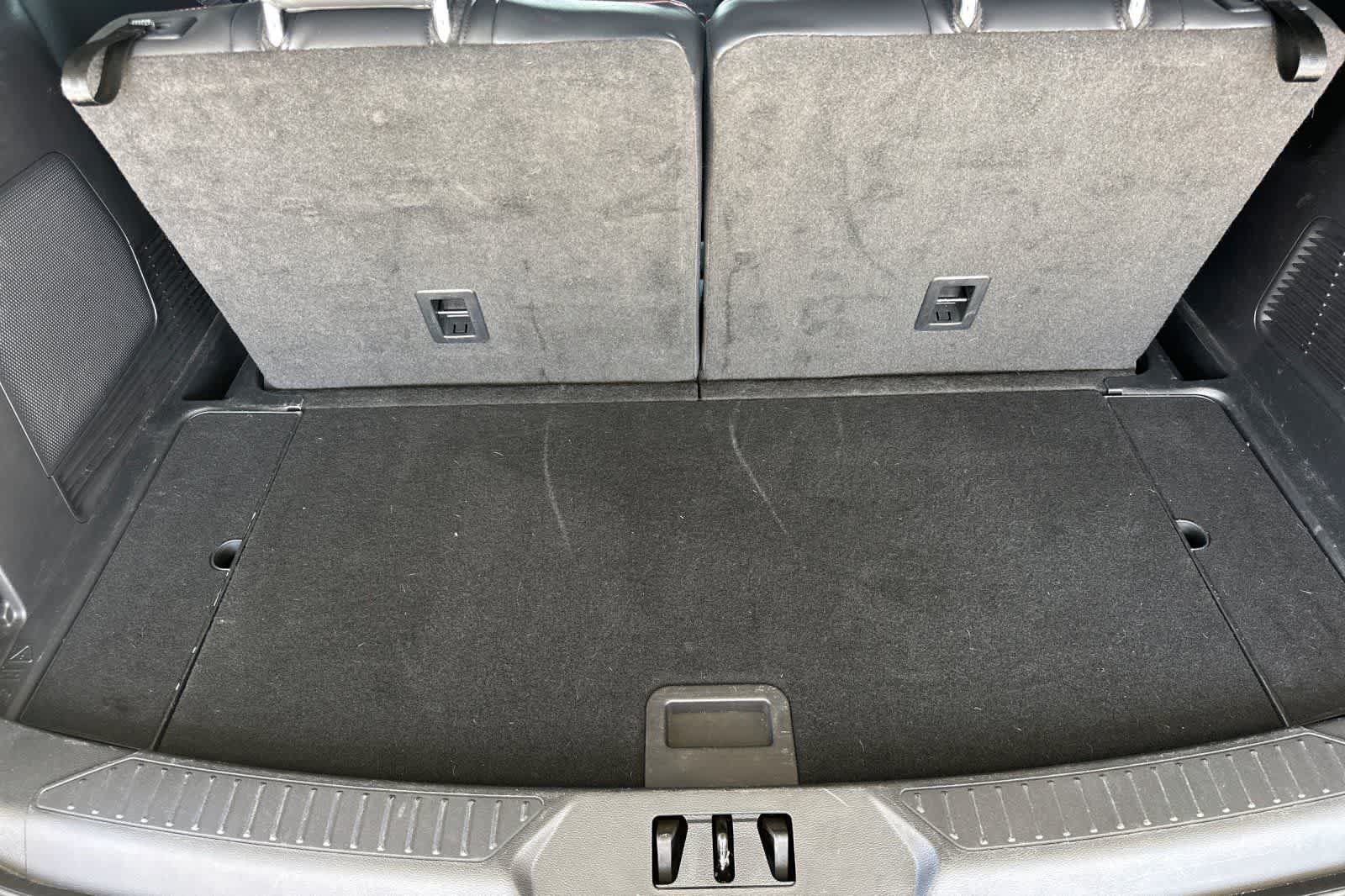 Used 2025 Ford Explorer ST AWD/4WD image 17
