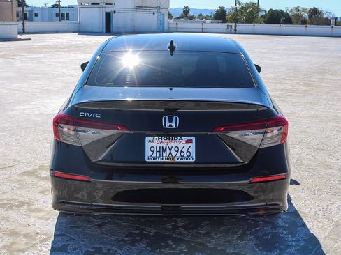 Certified 2023 Honda Civic EX image 5