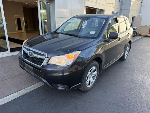 Used 2014 Subaru Forester 2.5i AWD/4WD image 1