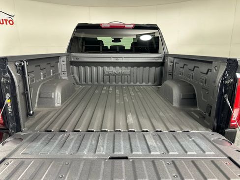 Used 2025 GMC Sierra 1500 AT4 AWD/4WD image 6