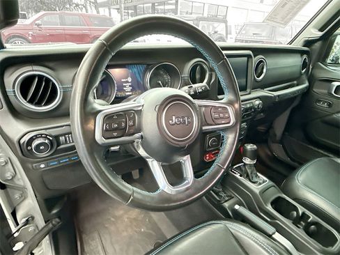 Used 2022 Jeep Wrangler Unlimited Rubicon 4xe w/ Steel Bumper Group image 12