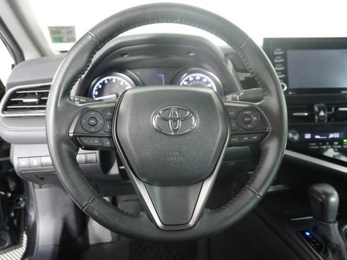 Used 2024 Toyota Camry SE w/ Convenience Package image 23