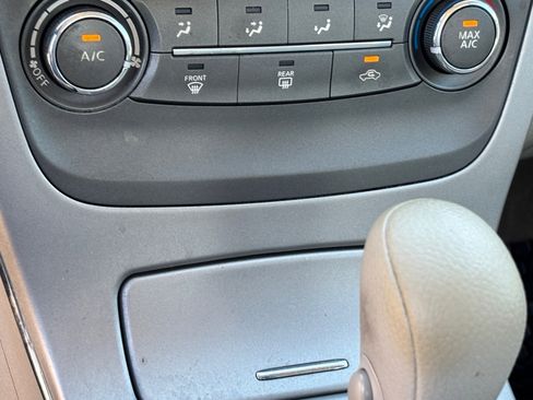 Used 2014 Nissan Sentra SV image 23