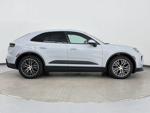 New 2026 Porsche Macan Electric image 8