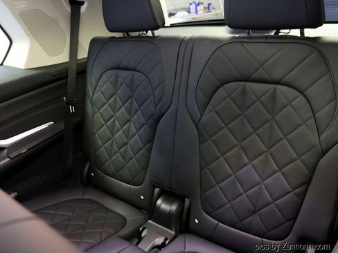 Certified 2023 BMW X7 xDrive40i w/ Premium Package image 13