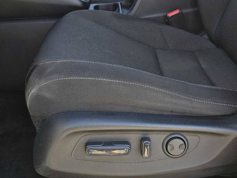 Certified 2023 Honda CR-V EX image 22