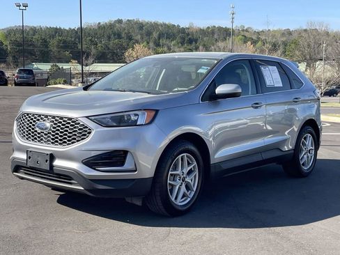 Used 2024 Ford Edge SEL AWD/4WD image 7