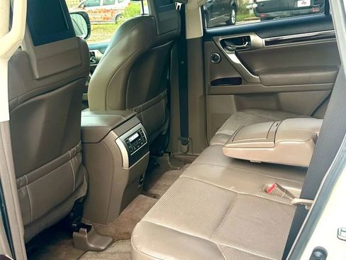Used 2014 Lexus GX 460 Luxury image 13
