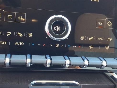 New 2026 GMC Acadia Denali w/ Super Cruise Package image 12