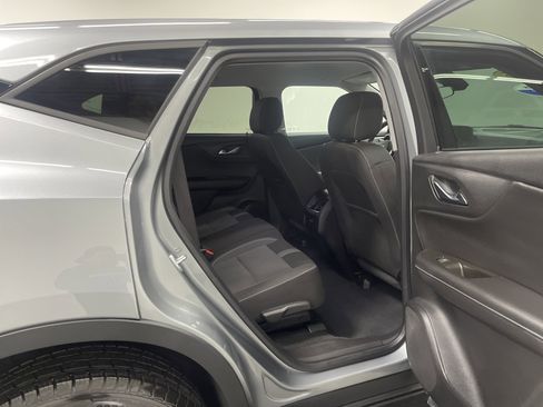 Used 2025 Chevrolet Blazer LT image 21