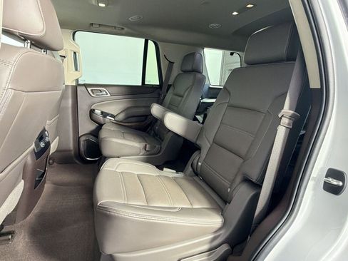 Used 2020 GMC Yukon Denali w/ Denali Premium Package RWD image 14