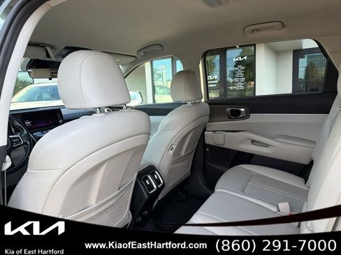 Certified 2023 Kia Sorento S AWD/4WD image 19
