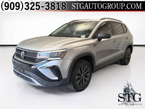 Used 2022 Volkswagen Taos S FWD image 1